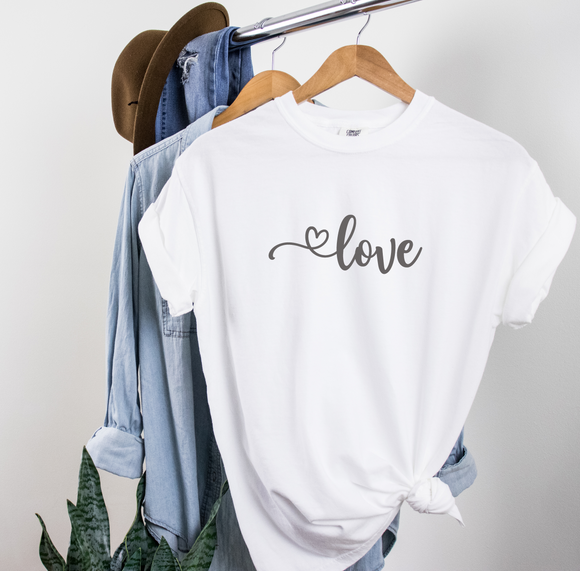 Love. T-Shirt